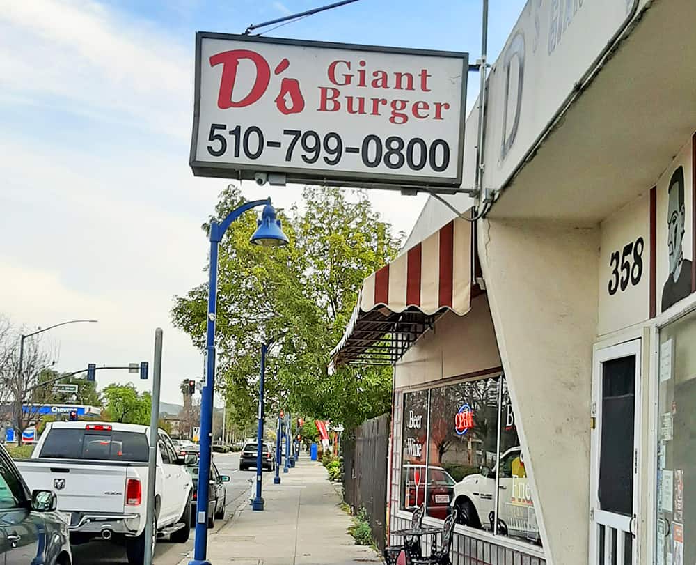 D’s Giant Burgers